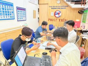 Học Phí Bằng Lái Xe Tải Hạng C1 Phường Bàn Cờ Mới Nhất 12