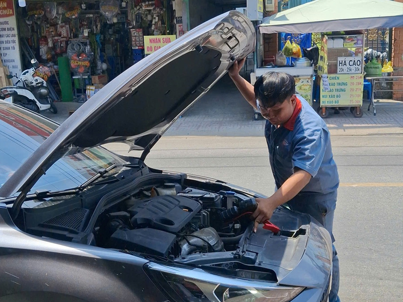 Dịch Vụ Sửa Xe – Bảo Dưỡng Ô Tô Tận Nơi Chuyên Nghiệp Tại Khu Vực Trung Mỹ Tây 15